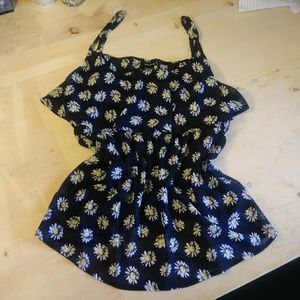 Sheer Daisy print ruffle frount tank top
